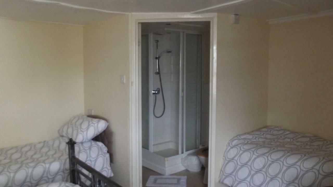 White Hart Inn Bodmin Bagian luar foto
