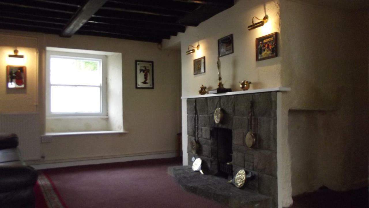 White Hart Inn Bodmin Bagian luar foto