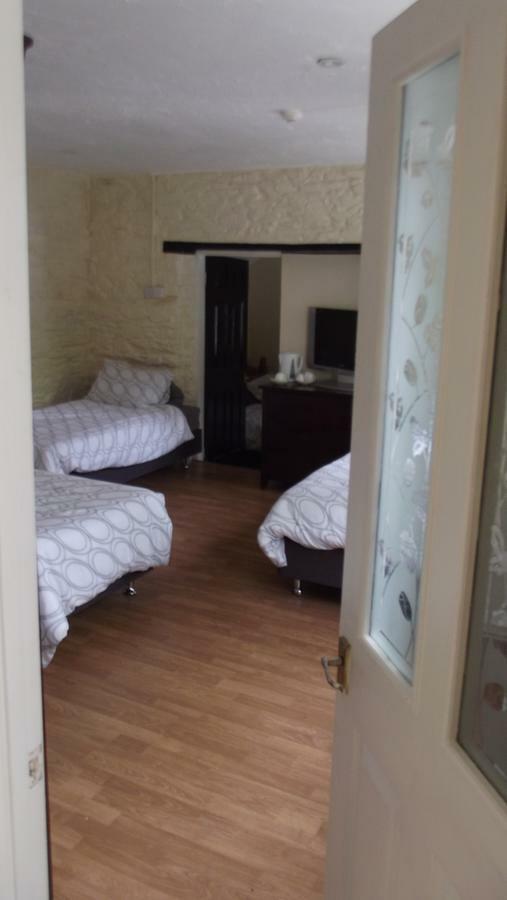 White Hart Inn Bodmin Bagian luar foto